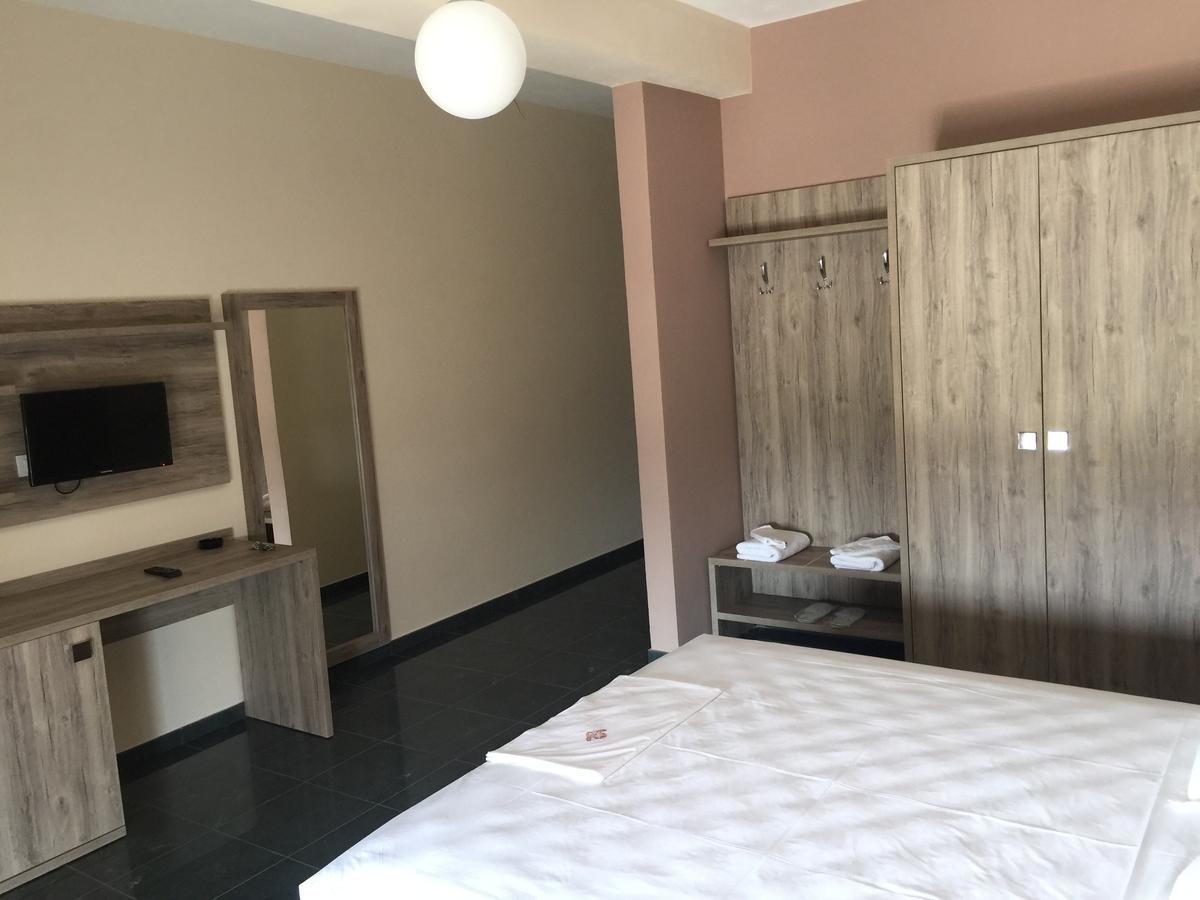 Herges Hotel Durrës